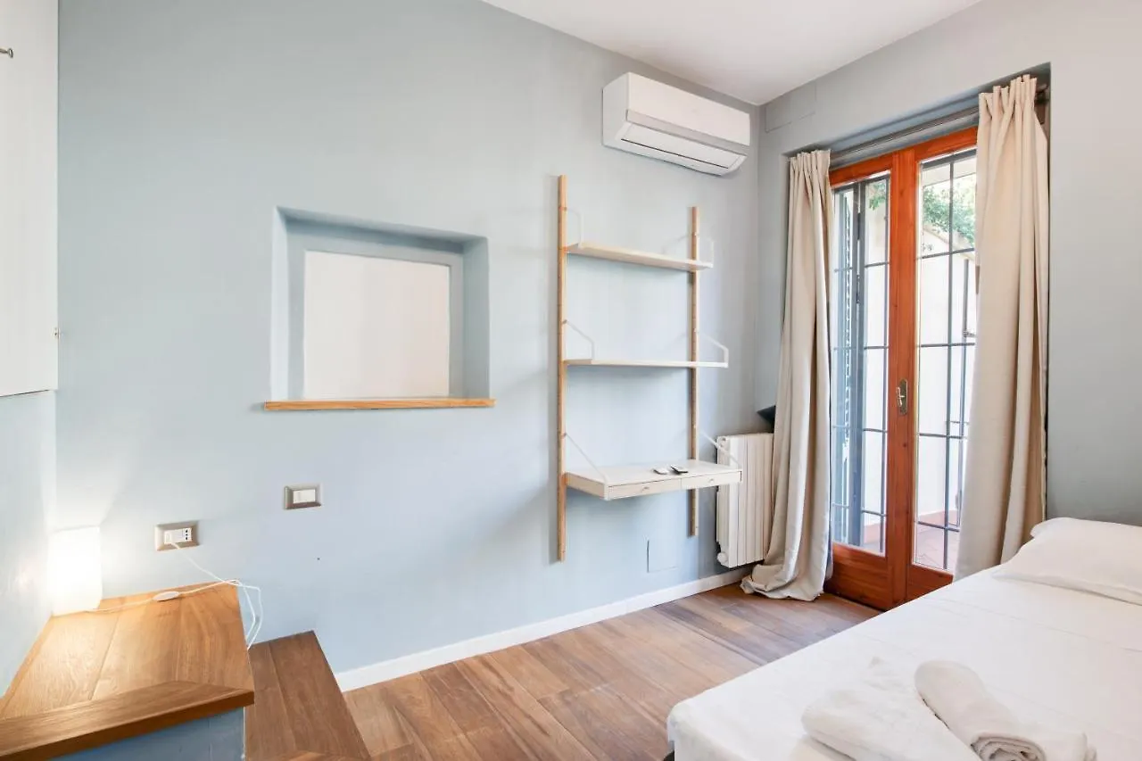 Santa Reparata Apartment With Patio And Terrace Florence Italy